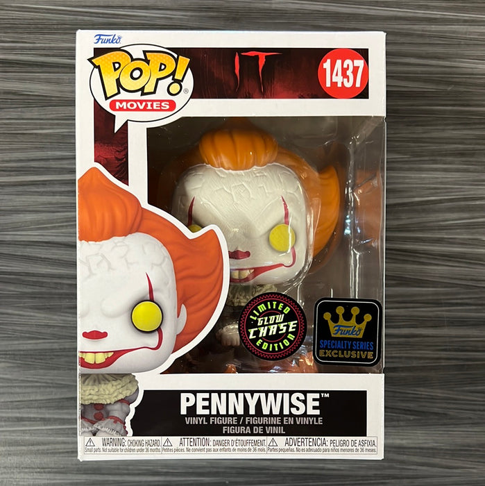 Funko POP! Movies: IT - Pennywise (CHASE)(GiTD)(Specialty Series) #1437