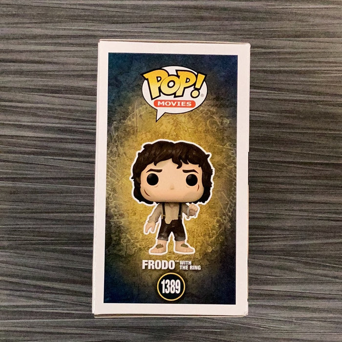 Funko POP! Movies: The Lord of The Rings - Frodo w/ The Ring (2023 SDCC)(Damaged Box)[A] #1389