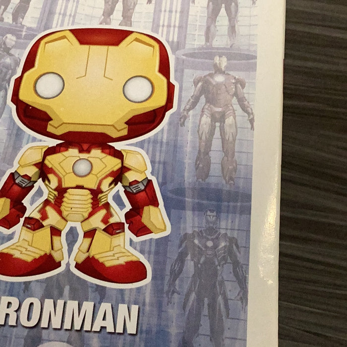 Funko POP! Marvel: Iron Man 3 - Ironman (Damaged Box)[C] #23