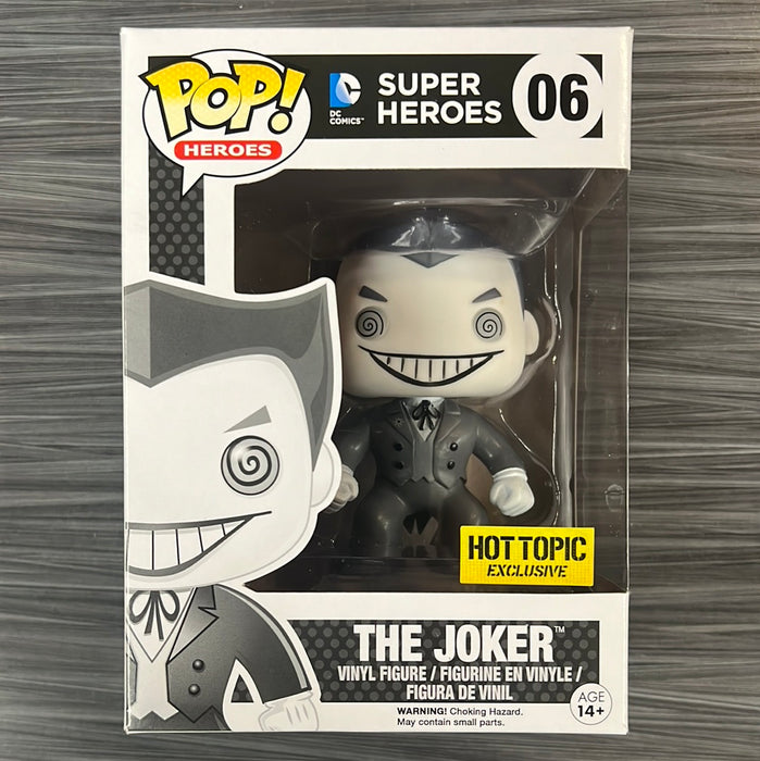 Funko POP! Heroes: Super Heroes - The Joker (Hot Topic)(Damaged Box)#06