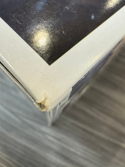 Funko POP! Television: Stranger Things - Max [Costume](Hot Topic)(Damaged Box)[B] #552