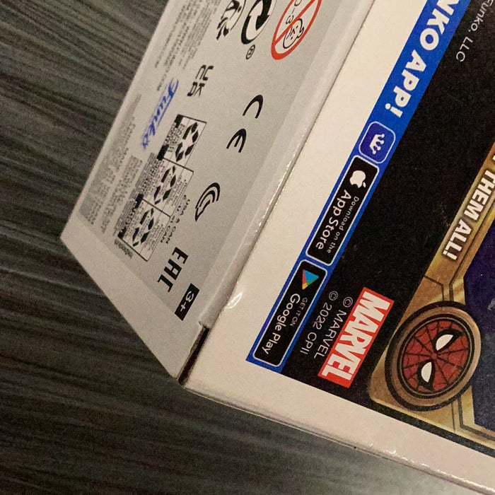 Funko POP! Marvel: Spider-Man No Way Home - Spider-Man (CHASE)(Original Special Edition Sticker)(Damaged Box) #1073
