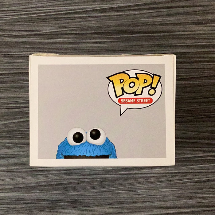 Funko POP! Sesame Street: Cookie Monster (Flocked)(NYCC)(Damaged Box) #02