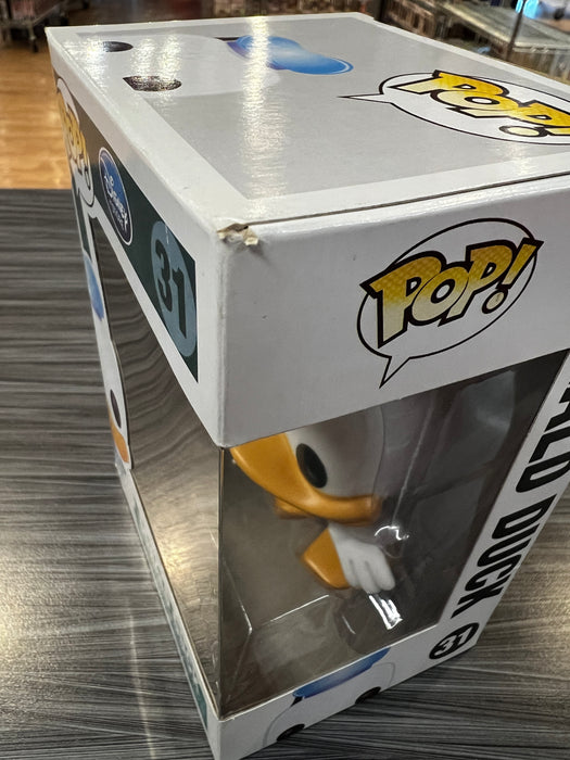 Funko POP! Disney Store: Donald Duck (Damaged Box) #31