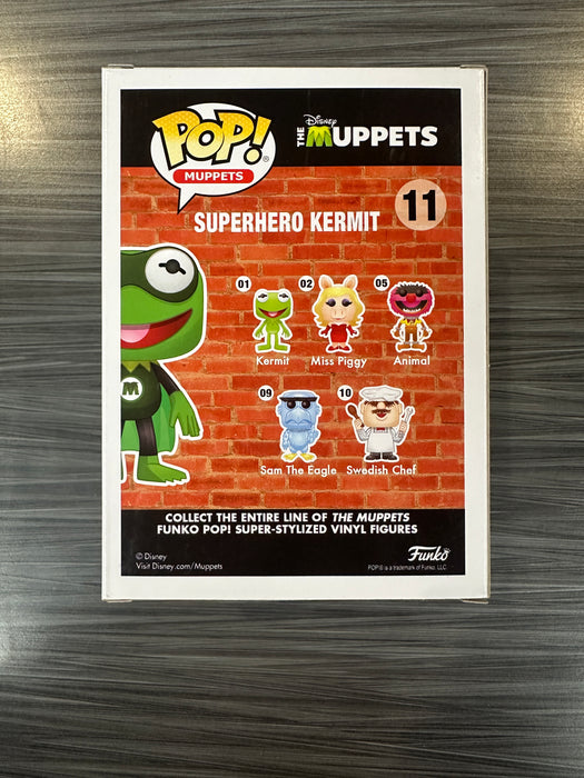 Funko POP! Muppets: The Muppets - Superhero Kermit (2017 Emerald City 3000 PCS)(Damaged Box) #11