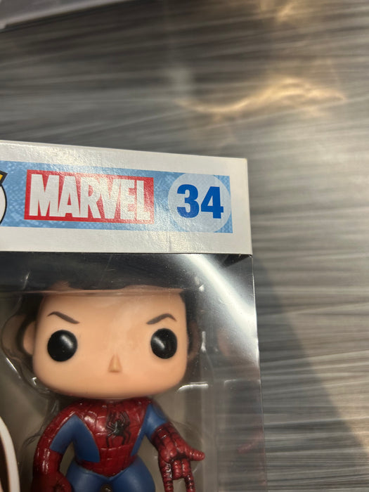 Funko POP! Marvel: Peter Parker (LA Comikaze)(Damaged Box*) #34