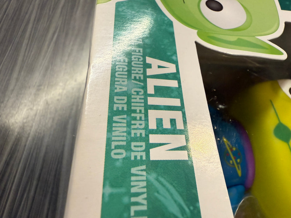 Funko POP! Disney Store: Alien (Damaged Box) #33