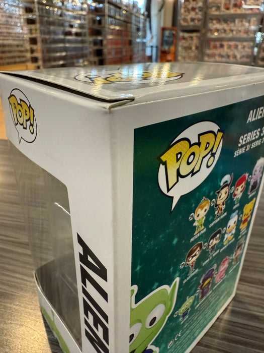Funko POP! Disney Store: Alien (Damaged Box) #33
