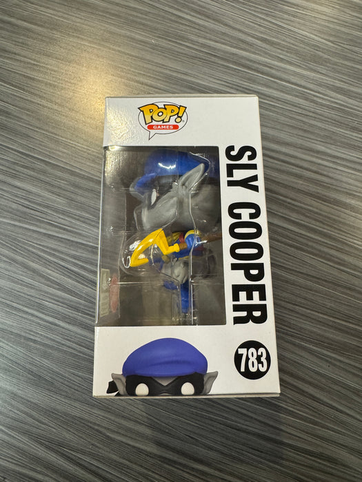 Funko POP! Games: Playstation: Sly Cooper (GameStop)(Damaged Box)[A] #783