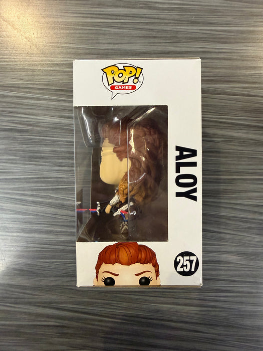 Funko POP! Games: Horizon Zero Dawn - Aloy (Playstation Sticker)(Damaged Box) #257