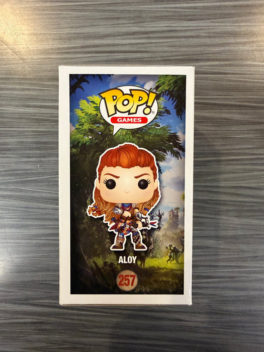 Funko POP! Games: Horizon Zero Dawn - Aloy (Playstation Sticker)(Damaged Box) #257