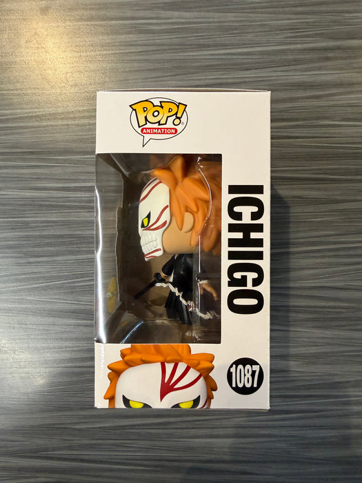 Funko POP! Bleach: Ichigo (CHASE)(AAA Exclusive)(Damaged Box*) #1087