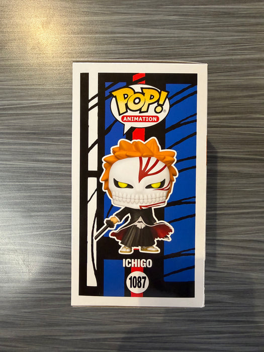 Funko POP! Bleach: Ichigo (CHASE)(AAA Exclusive)(Damaged Box*) #1087