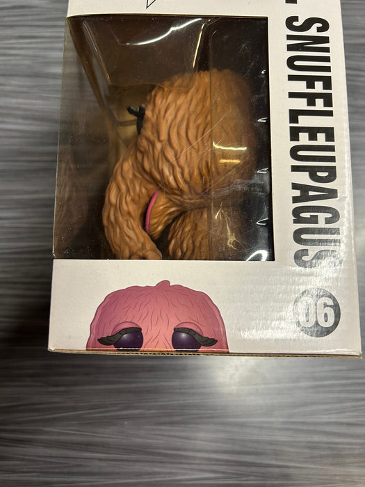 Funko POP! Sesame Street: Sesame Street - Mr. Snuffleupagus (Damaged Box) #06
