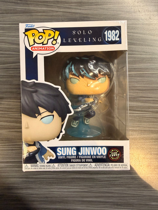 Funko POP! Animation: Solo Leveling - Sung Jinwoo (GiTD)(CHASE)(Damaged Box) [A] #1982