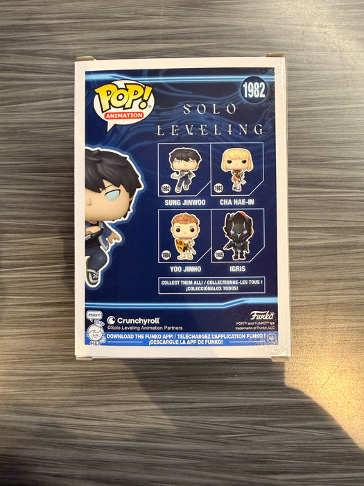 Funko POP! Animation: Solo Leveling - Sung Jinwoo (GiTD)(CHASE)(Damaged Box) [B] #1982