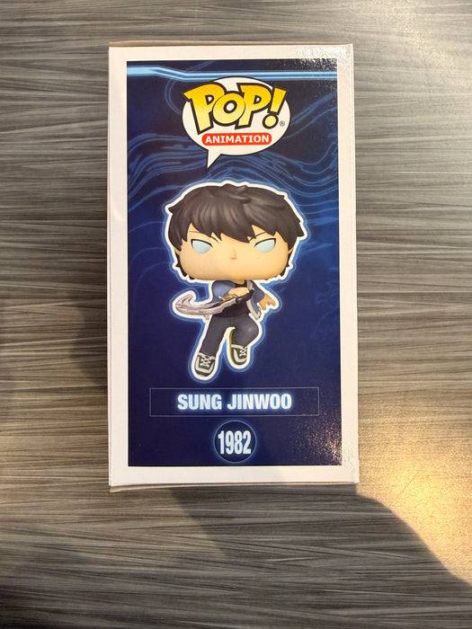 Funko POP! Animation: Solo Leveling - Sung Jinwoo (GiTD)(CHASE)(Damaged Box) [B] #1982