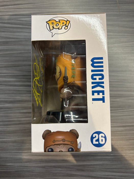 Funko POP! Star Wars: Wicket (Signed/Warwick Davis/Signature Shop) #26