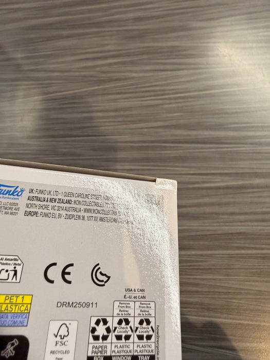 Funko POP! Animation: Solo Leveling - Sung Jinwoo (GiTD)(CHASE)(Damaged Box) [C] #1982