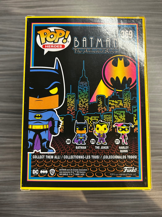 Funko POP! Batman The Animated Series: Batman (BlackLight)(Hot Topic)(Signed/Kevin Conroy/JSA)(Damaged Box) #369
