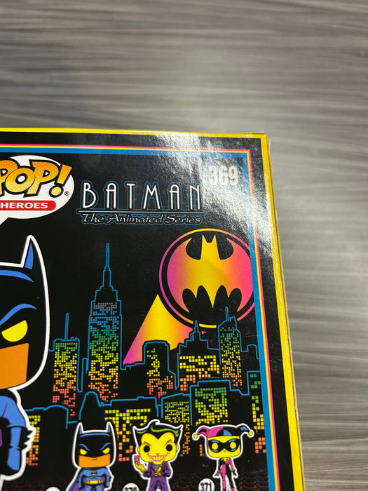 Funko POP! Batman The Animated Series: Batman (BlackLight)(Hot Topic)(Signed/Kevin Conroy/JSA)(Damaged Box) #369