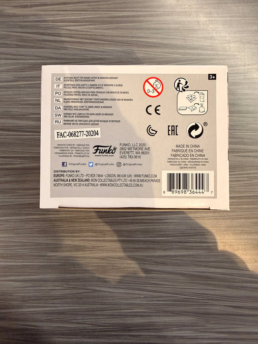 Funko POP! Marvel: Infamous Iron Man (GiTD) (2020ComicFest)(PX Previews)(Damaged Box) #677