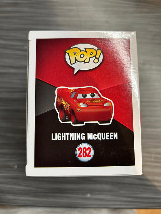 Funko POP! Disney Pixar: Cars 3 - Lightning McQueen (Target)(Chrome)(Damaged Box) #282