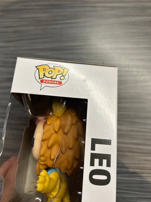 Funko POP! Zodiac: Leo (Funko)(Damaged Box) #02