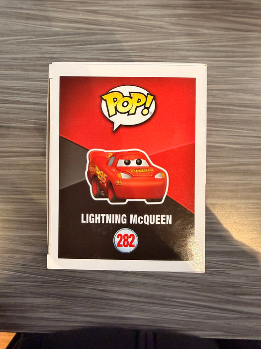 Funko POP! Disney Pixar: Cars 3 - Lightning McQueen (Target)(Chrome)(Damaged Box) #282