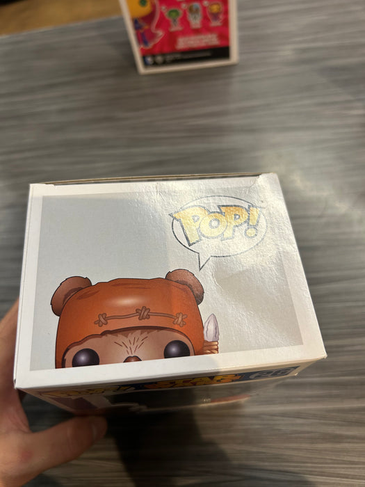 Funko POP! Star Wars: Wicket (Fugitive Toys)(Damaged Box) #26