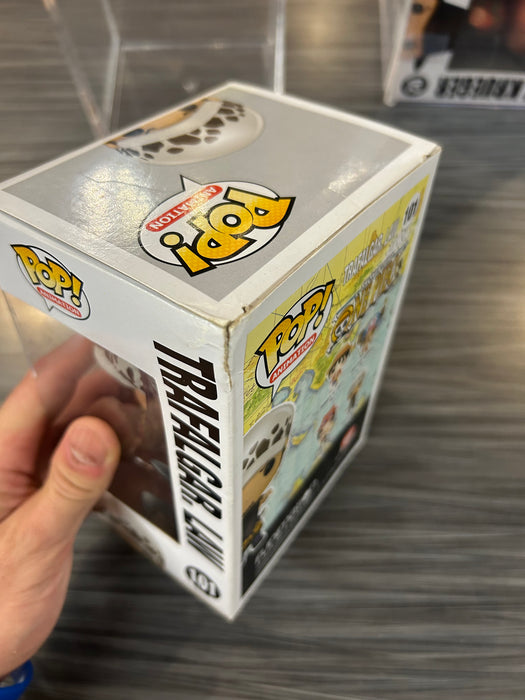 Funko POP! Animation: One Piece - Trafalgar Law (Damaged Box*) #101