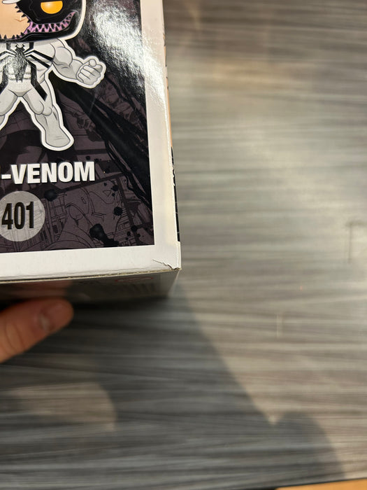 Funko POP! Marvel Venom: Anti-Venom (GiTD)(Boxlunch)(Damaged Box)[B] #401