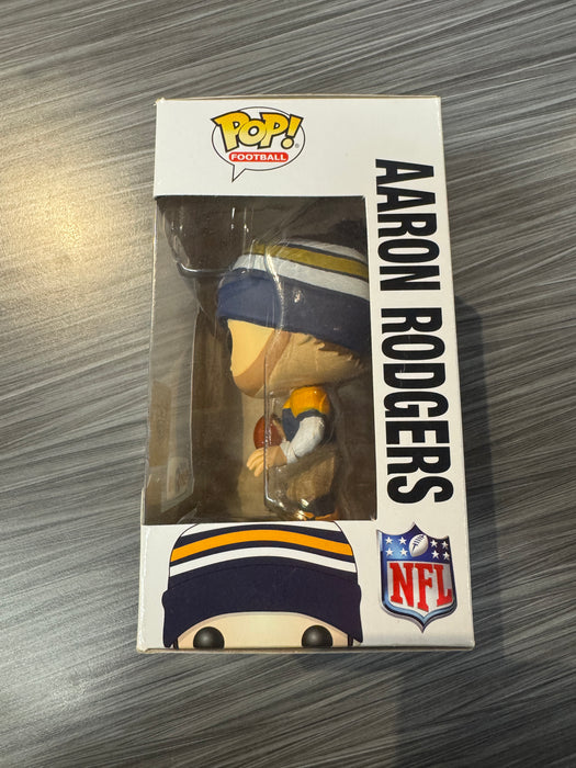 Funko POP! Football: Packers - Aaron Rodgers (Toys R Us)(Damaged Box)[A] #43
