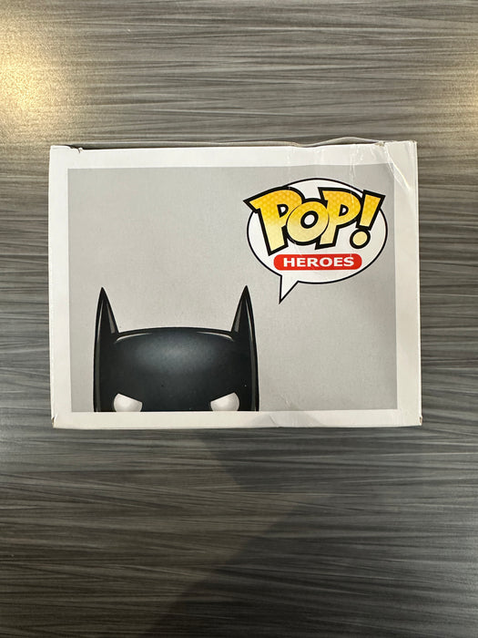 Funko POP! Heroes: DC Comics - Batman Beyond (Fugitive Toys)(Damaged Box) #33