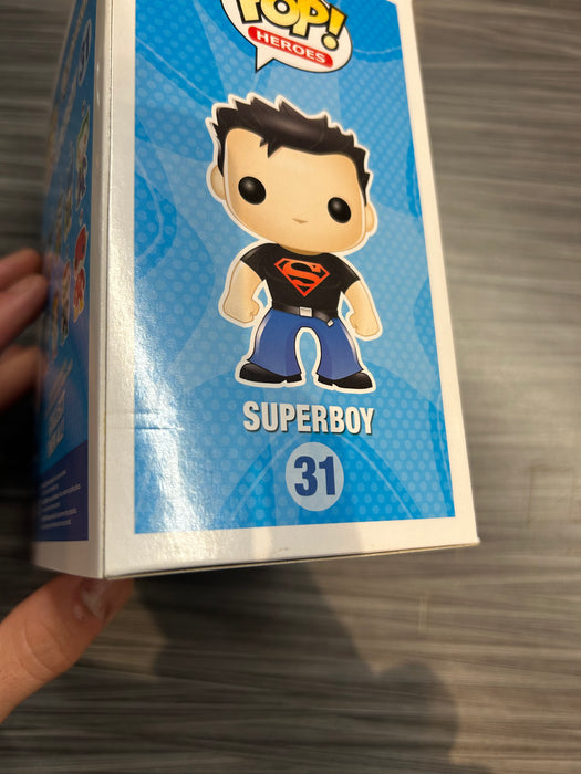 Funko POP! Heroes: DC Universe - Superboy (Damaged Box) #31