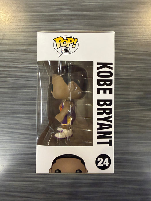 Funko POP! Sports: NBA - Kobe Bryant [Purple Jersey #8](Damaged Box) #24