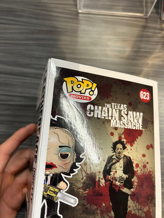 Funko POP! Movies: The Texas Chainsaw Massacre - Leatherface [Pretty Woman Mask](Hot Topic)(CHASE)(Damaged Box) #623