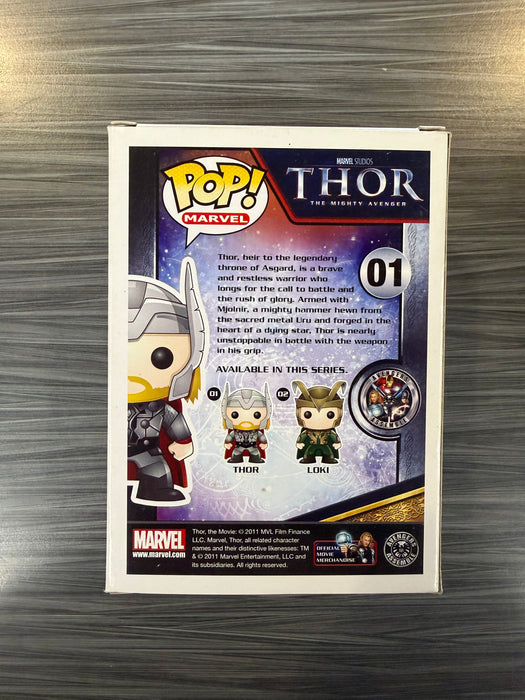 Funko POP! Marvel: Thor The Mighty Avenger - Thor (Damaged Box) #01