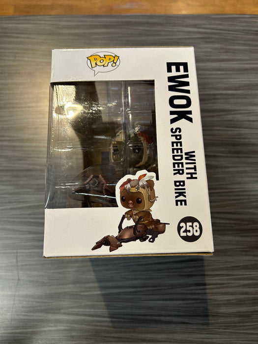 Funko POP! Star Wars: Ewok w/ Speeder Bike (Funko)(Damaged Box) #258