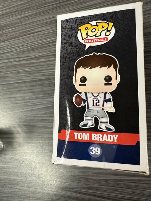Funko POP! Football: Patriots - Tom Brady (Damaged Box) #39