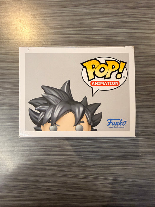Funko POP! Animation: Dragonball Z - Goku [Ultra Instinct -Sign-](2022 NYCC)(Damaged Box) #1232