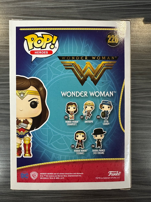 Funko POP! Heroes: Wonder Woman - Wonder Woman (Funko)(Damaged Box) #226