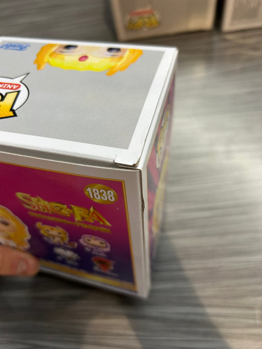 Funko POP! Animation: She-Ra Princess of Power - She-Ra [Facet] (2025 WonderCon)(3000 PCS)(Damaged Box) #1838