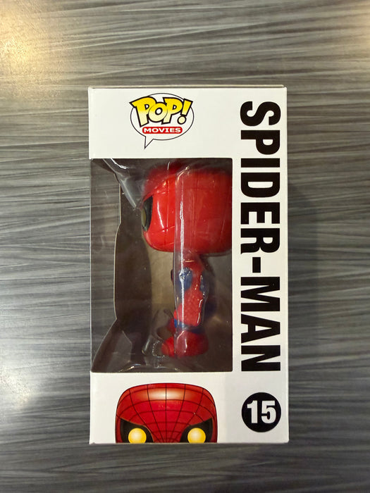Funko POP! Marvel: The Amazing Spider-Man - Spider-Man (Damaged Box) #15