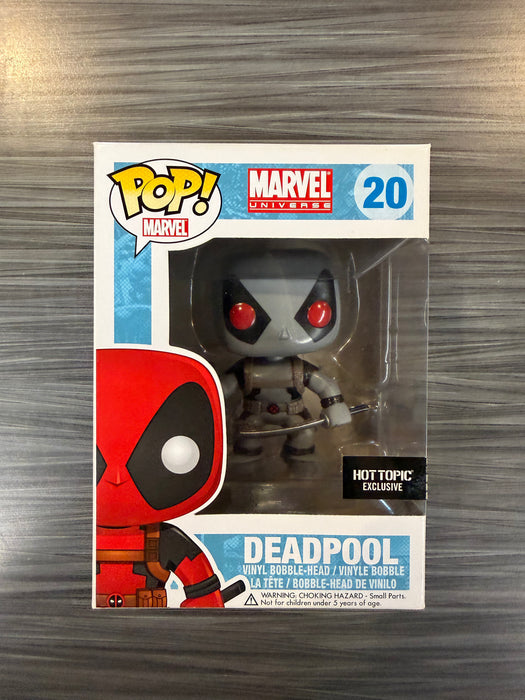 Funko POP! Marvel: Marvel Universe - Deadpool (Hot Topic)(Damaged Box) #20