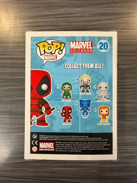 Funko POP! Marvel: Marvel Universe - Deadpool (Hot Topic)(Damaged Box) #20