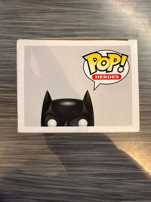 Funko POP! Heroes: The Dark Knight Trilogy - Batman (Damaged Box) #19