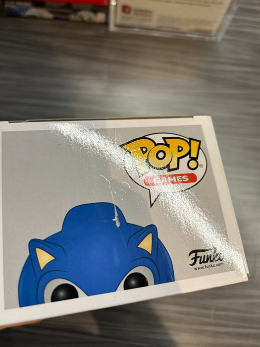 Funko POP! Games: Sonic The Hedgehog - Sonic with Ring (GiTD)(Toys R Us)(Damaged Box*) #283