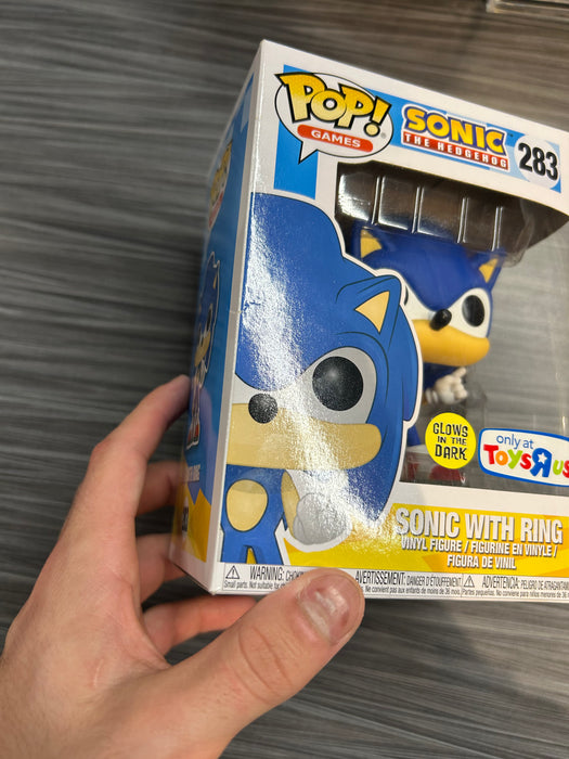 Funko POP! Games: Sonic The Hedgehog - Sonic with Ring (GiTD)(Toys R Us)(Damaged Box*) #283