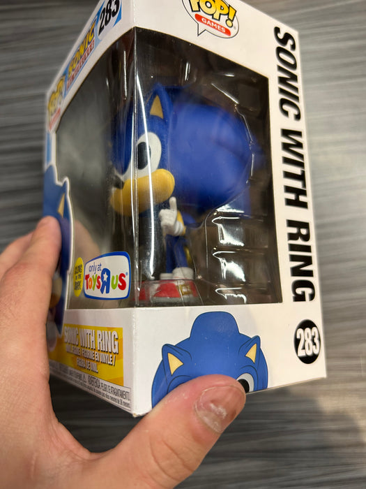 Funko POP! Games: Sonic The Hedgehog - Sonic with Ring (GiTD)(Toys R Us)(Damaged Box*) #283